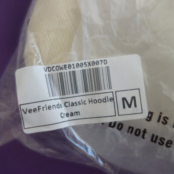 VeeFriends Classic Cream Hoodie & Sweatpant Size Medium *New with Tags* - Picture 2 of 14